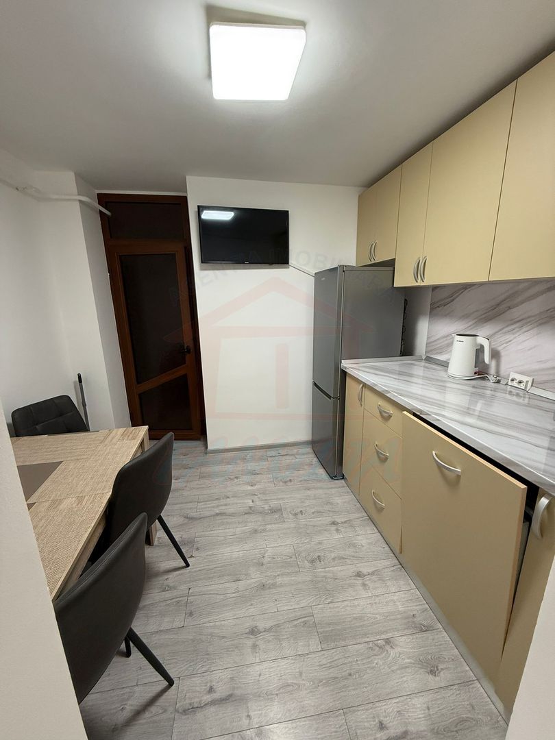 🏠De închiriat apartament 2 camere decomandat | Micro 16 | Etaj 2 - Poză 5