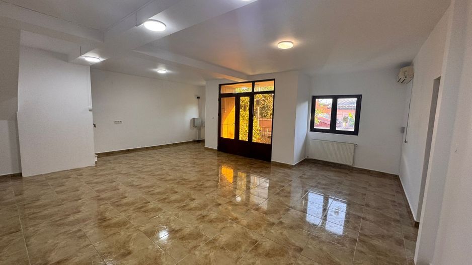 Casa de inchiriat Timpuri Noi 204 m - Poză 3