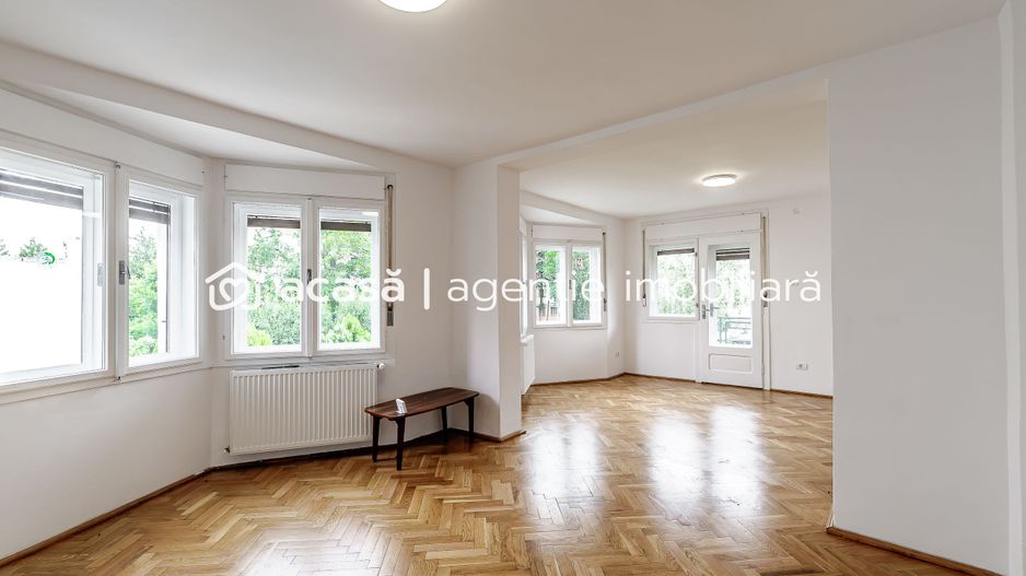 ÎNCHIRIAT Oportunitate Unică pentru Afacerea Ta în Centrul Orașului! - Poză 5