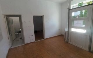 Spațiu comercial 35 mp de închiriat | Vitrină stradală | Astra - Poză 2