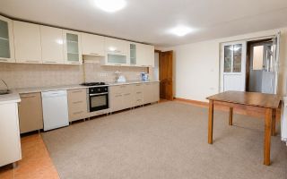 Casă 210 m² cu 5 dormitoare și teren 10 ari – Euroreparație | Drochia, str. Grigore Ureche - Poză 23