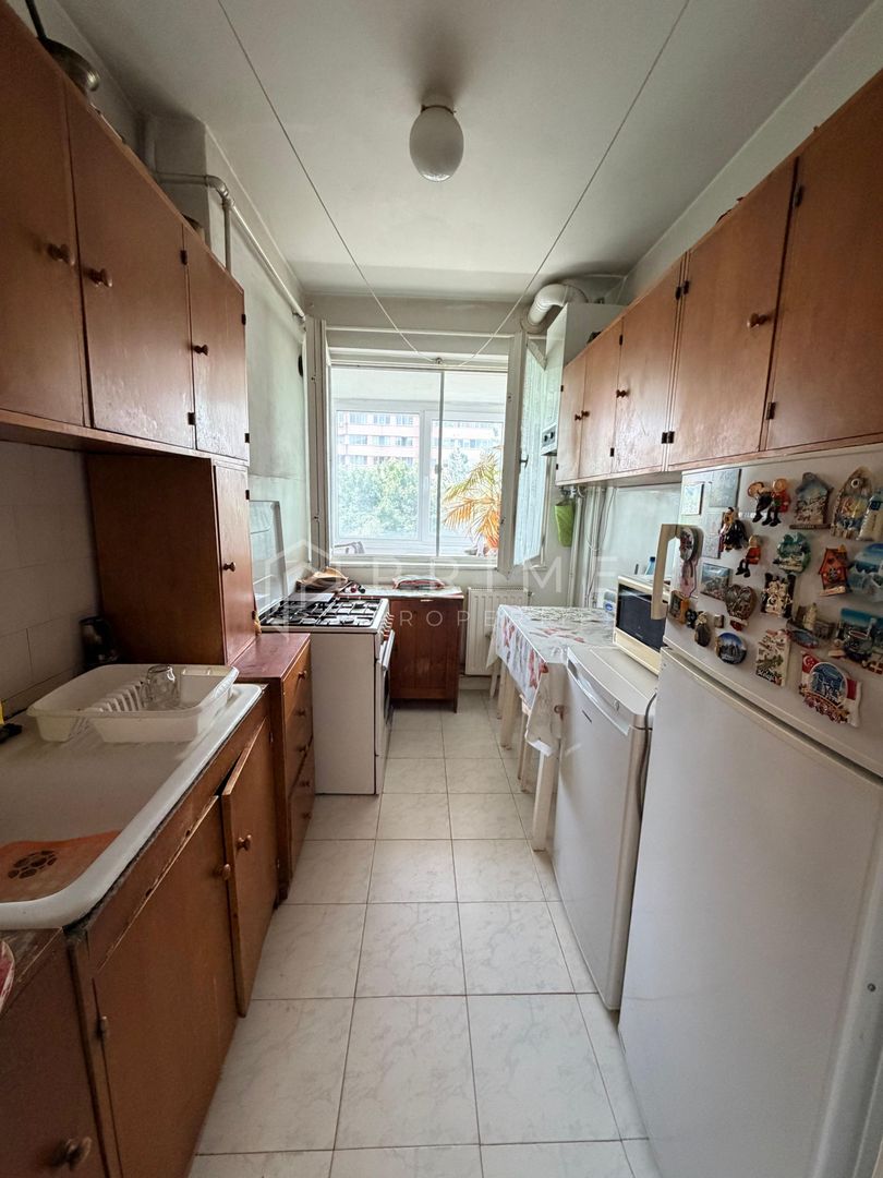 Apartament 2 camere, Decomandat| Potențial de renovare| Orientare Sud - Poză 3