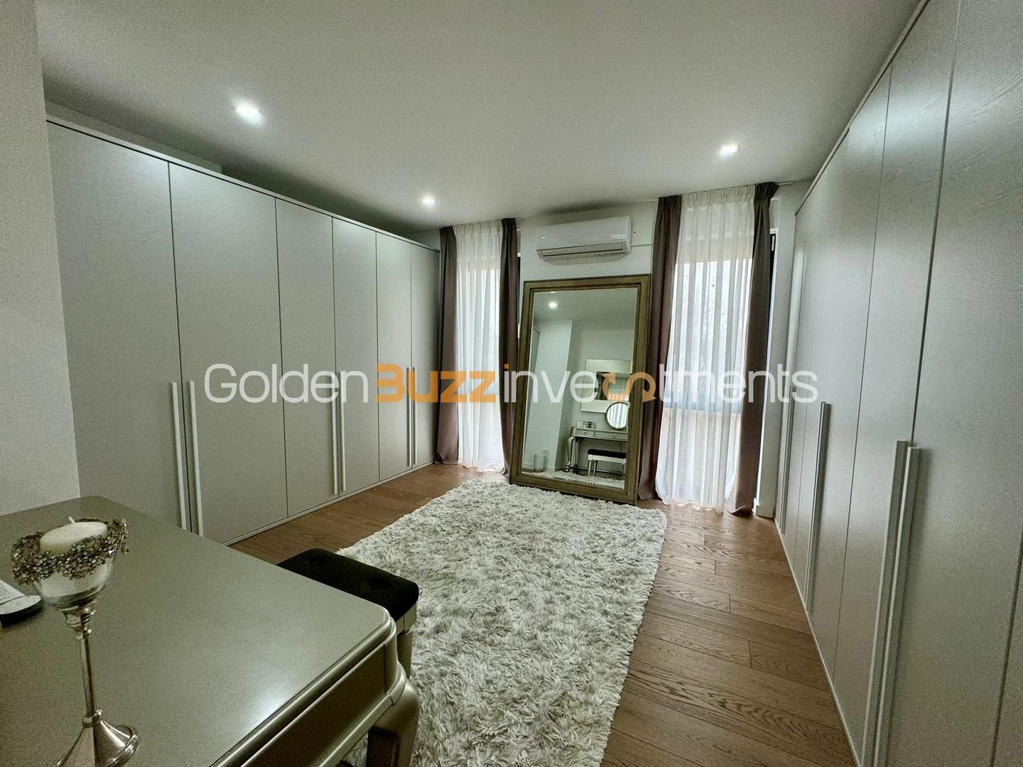 Vila complex privat Erou  Iancu Nicolae - Poză 13