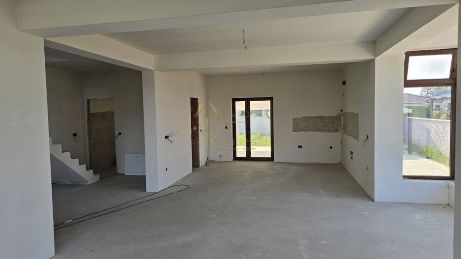 Martinesti, Duplex pe etaj, Suprafete generoase, Garaj dublu - Poză 7