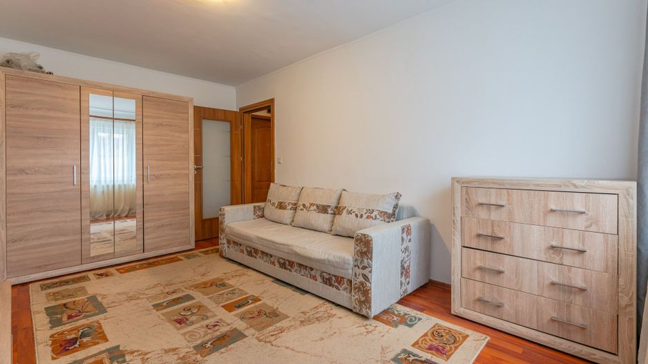 Garsonieră de 32 mp cu bucătărie separată, parter,  zona Piața Astra - Poză 2