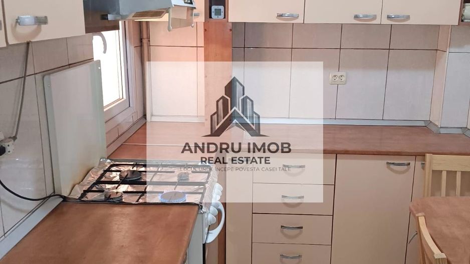 Apartament 2 Camere/ Decomandat/ Metrou Titan - Poză 2