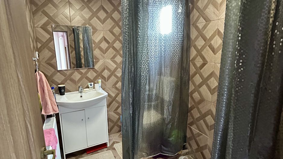 Casă 14 camere și 8000mp teren localitatea Sacădat - Poză 10