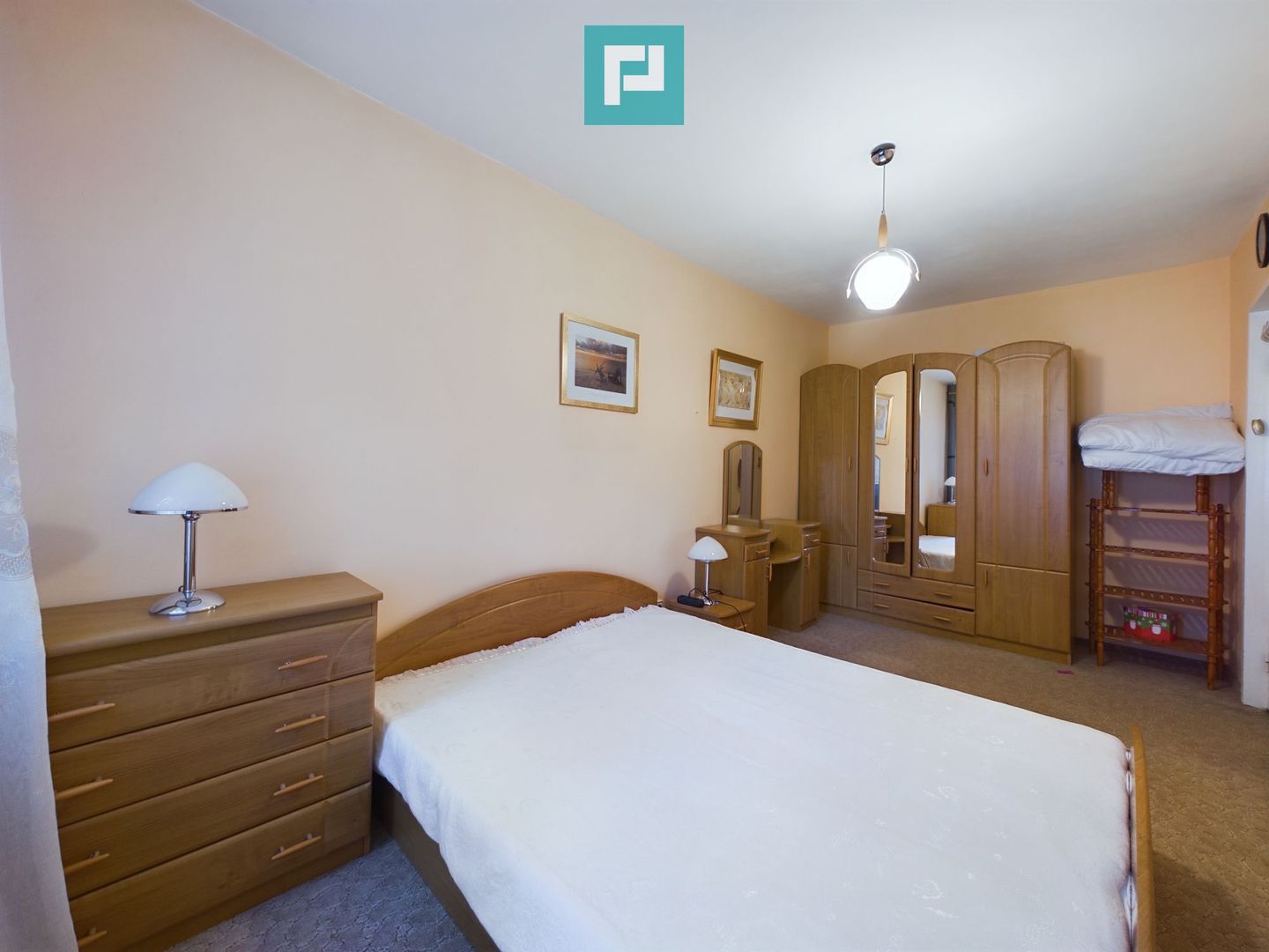 Apartament cu 3 camere pe Aleea Tomis - Poză 9