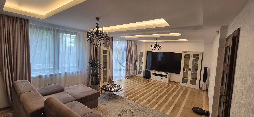 Casa lux Dobroesti Fundeni Ilfov - Poză 1