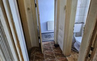 Casă cu arhitectură interbelică, 5 camere, teren 409 mp – Central - Poză 42