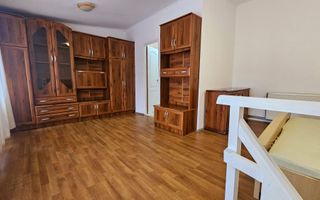Apartament cu 2 camere de vânzare  la casa in curte comuna - Poză 1