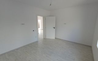Sanandrei Duplex pe parter, Finalaziat, Buc Mobilata - Poză 11