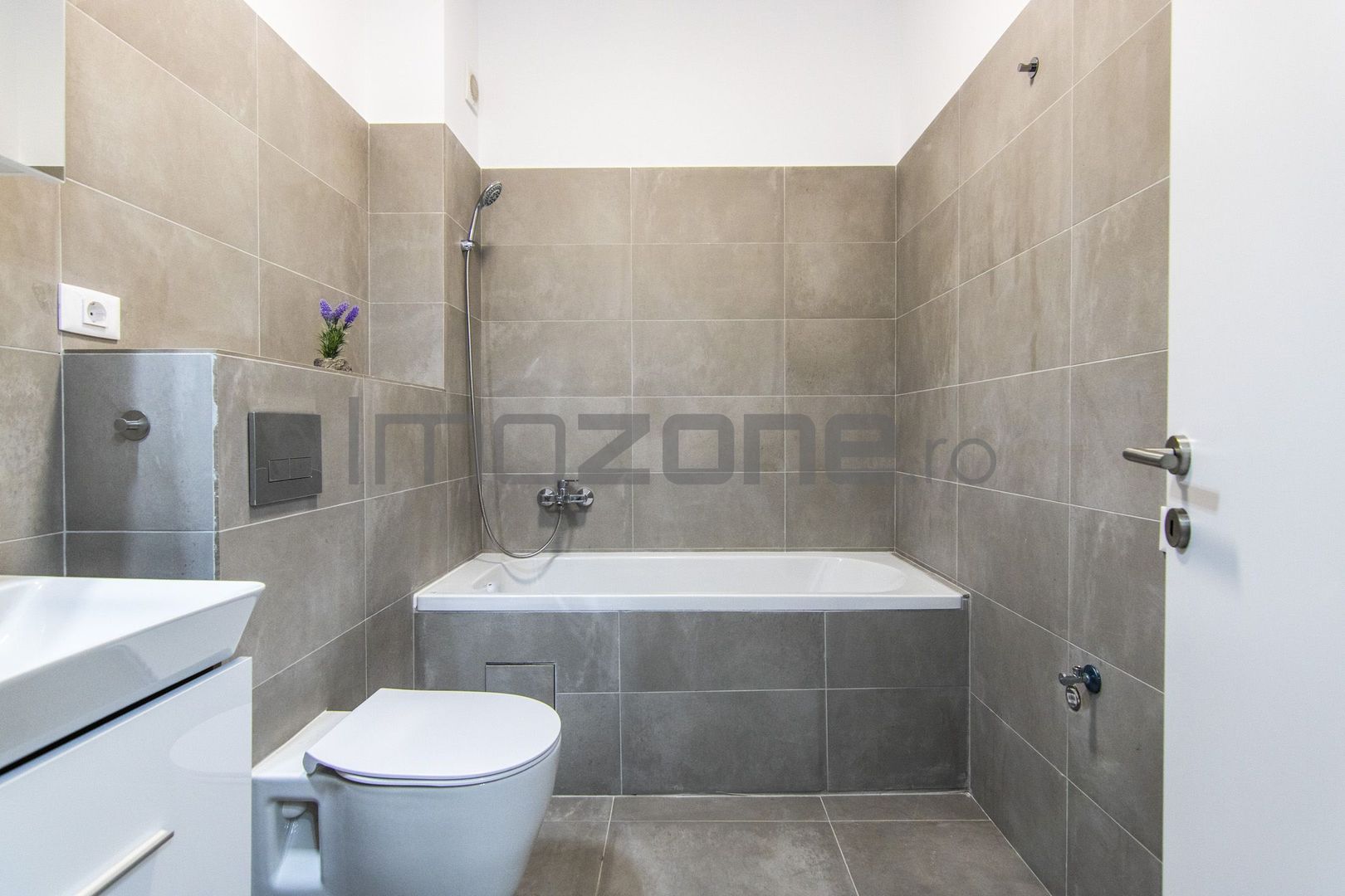 Garsoniera De Inchiriat | langa Metrou | Iuliu Maniu | Mobilata si Utilata - Poză 29