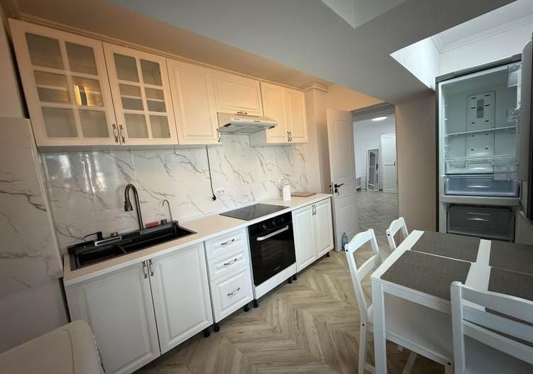 Închiriere 3 Camere Bd. Unirii, vedere Alba Iulia, Centrala, Parcare - Poză 8