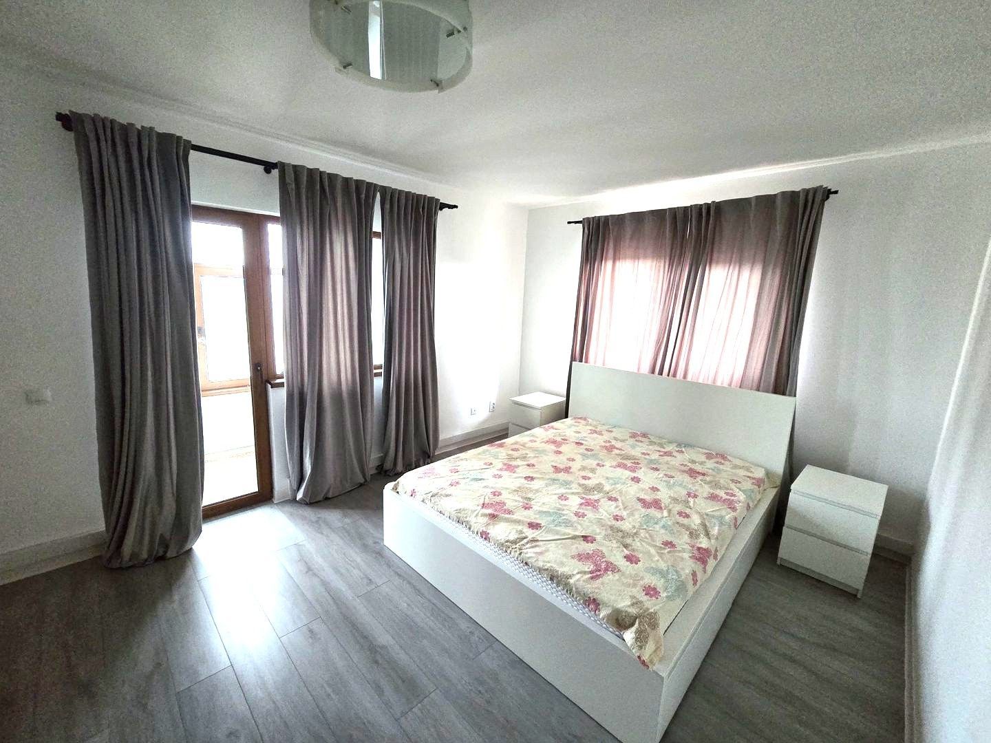 Apartament cu 2 camere complet renovat | Loc de parcare – Otopeni - Poză 1