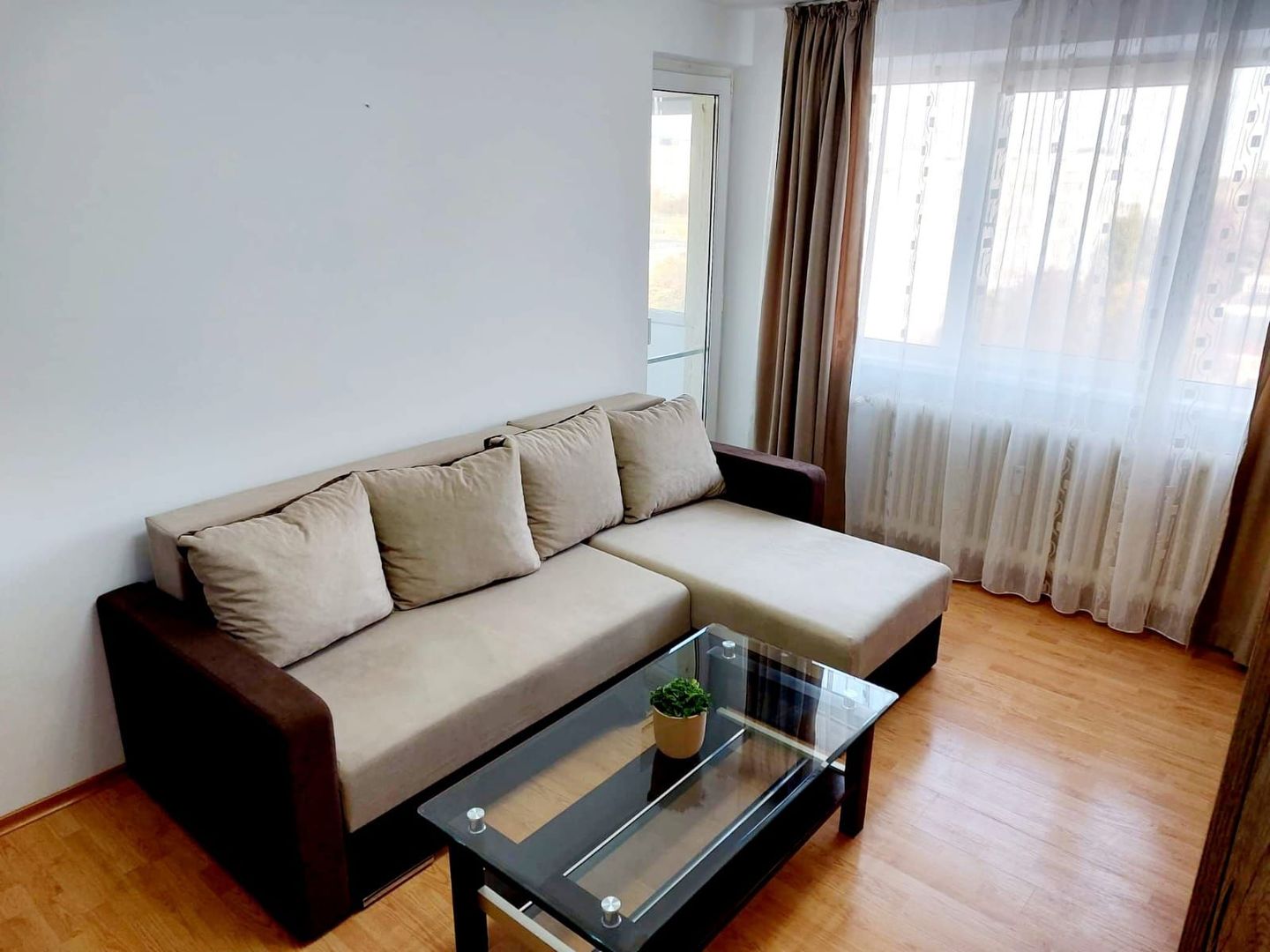 Apartament 2 camere Drumul Taberei Parc Moghioros - Poză 2