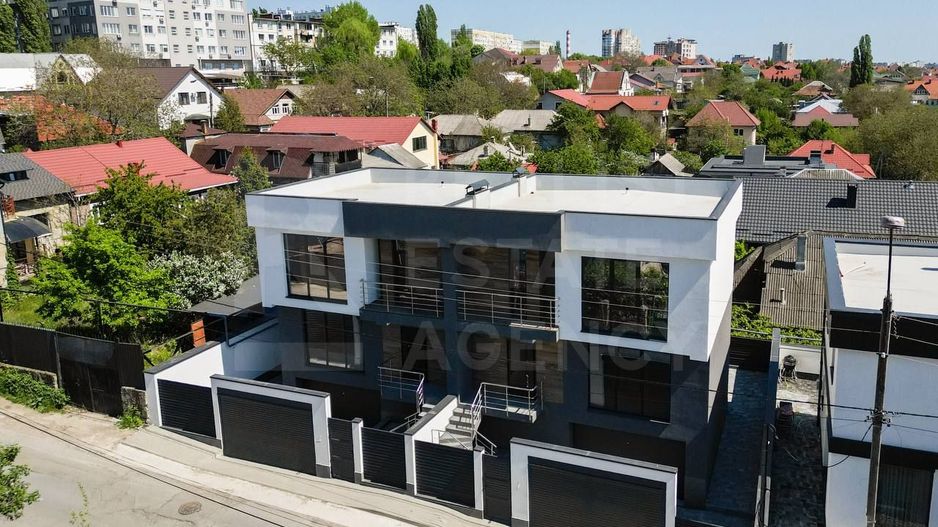 Casă / Vilă cu 3 camere de vânzare în Centru, Chișinău - Poză 2