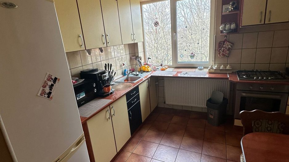 ageuropa.ro vinde ap cam 48mp etaj în Micro 14. - Poză 13