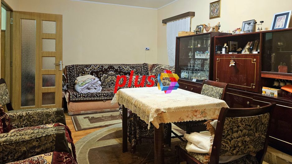 Apartament cu trei camere, zona Racadau 76 mp - Poză 6