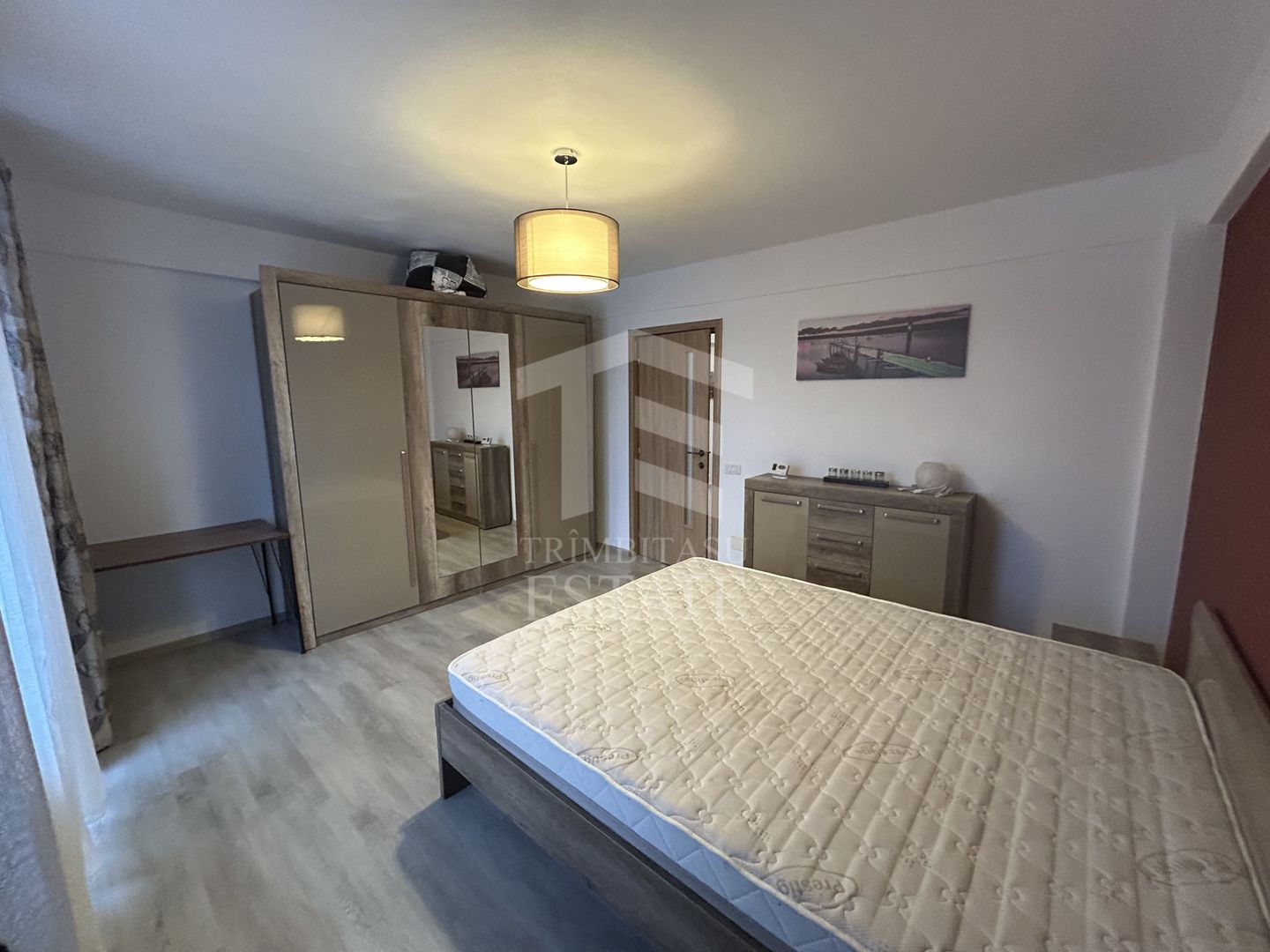 2 Camere Trapezului + Loc Parcare - Poză 5