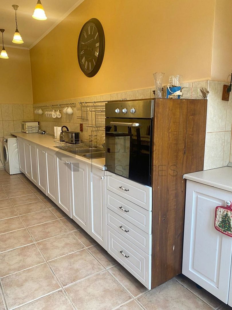 Casa ultracentrala - o oaza de liniste in inima orasului - Poză 2