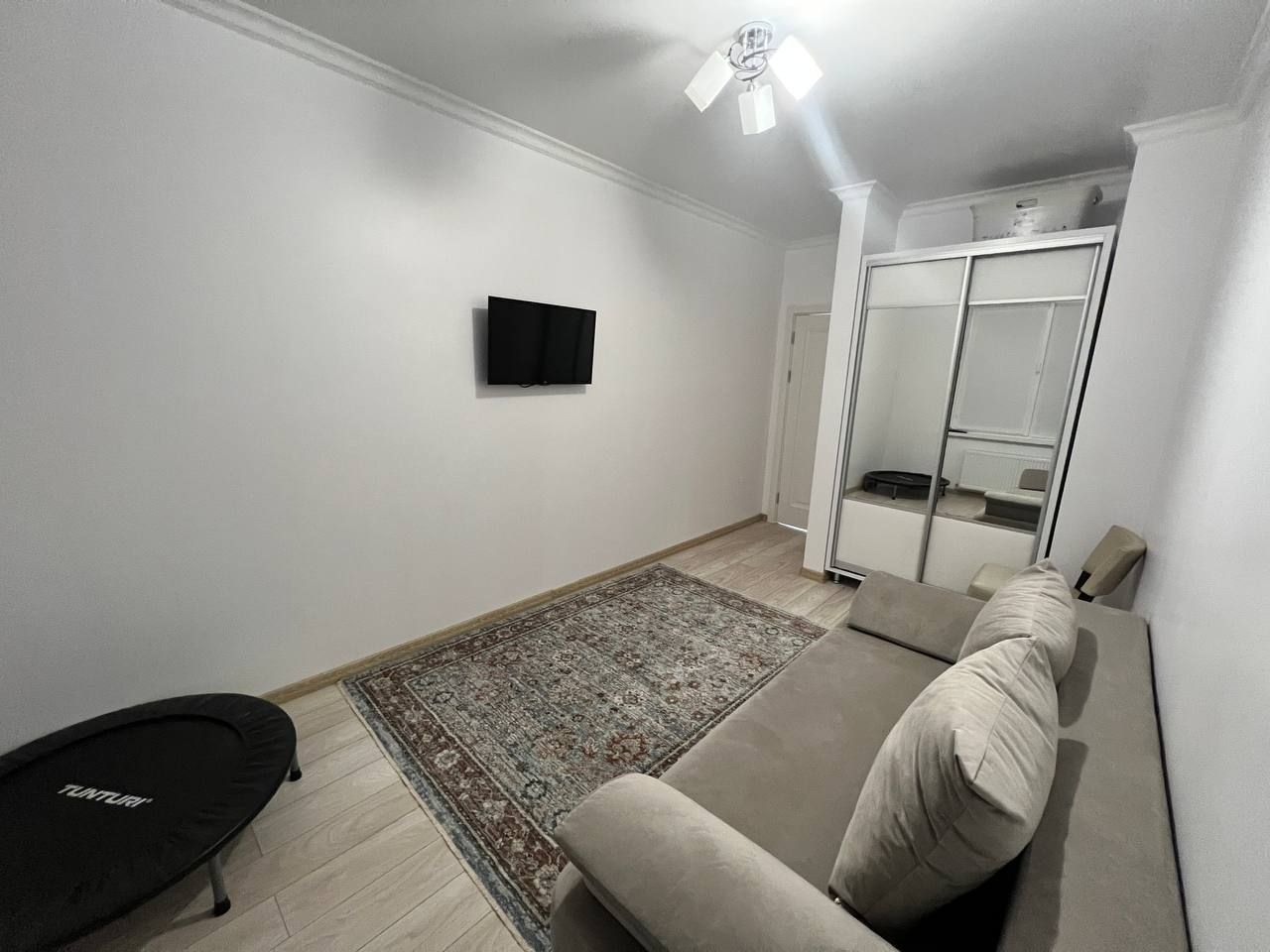 Apartament cu 3 camere de vânzare - Poză 12