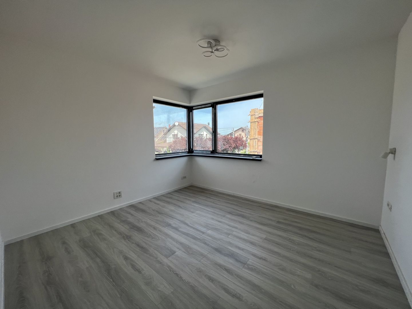 CASA DE INCHIRIAT - Poză 14