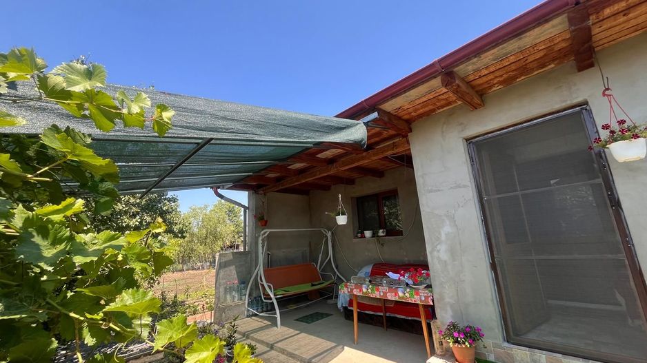 Casă individuală de vânzare în Braniștea - Teren 464 mp -76000 euro - Poză 2