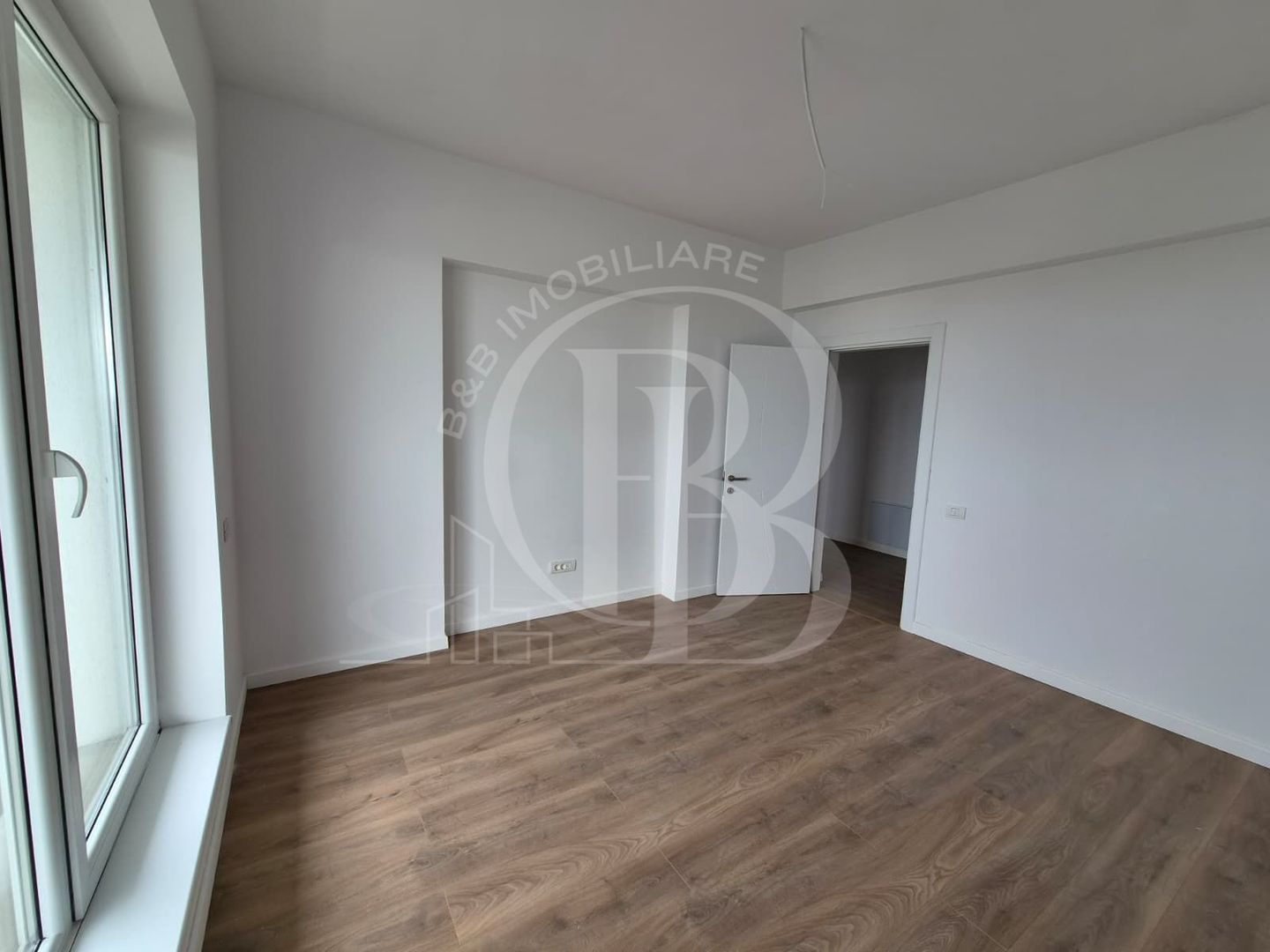 3 camere Loc de parcare inclus Terasa 35mp Liviu Rebreanu - Poză 9