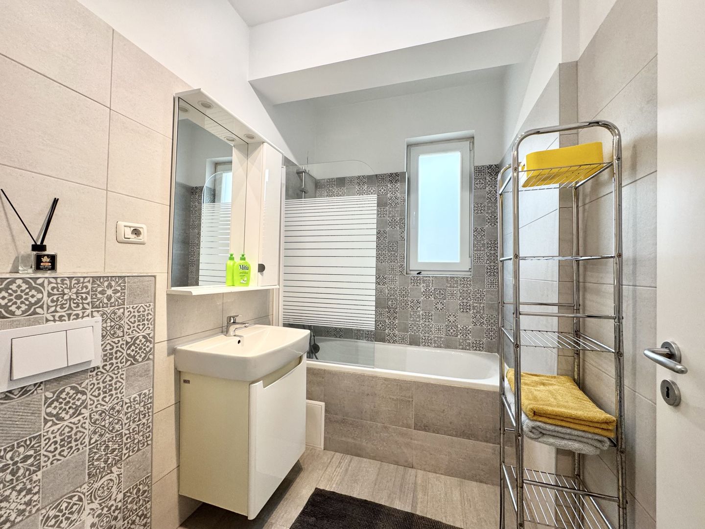 3 camere Braytim, modern, lift, etaj 1, balcon generos - Poză 26