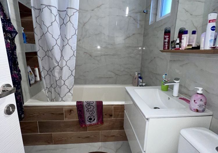 Apartament 3 camere de vânzare – Zona Badea Cârțan, Constanța - Ocazie - Poză 6