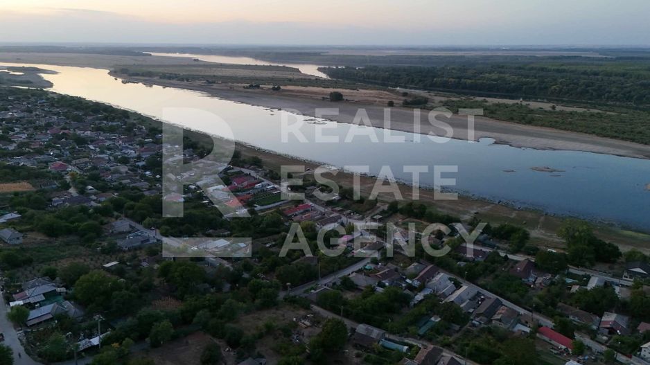 Casă de vânzare în Ostrov – 3 camere + 600 mp teren - Poză 11