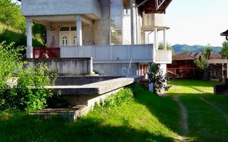 Casă în Buciumi - Poză 1