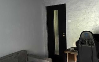 Apartament 2 camere de vanzare , Carpati 1 - Poză 5