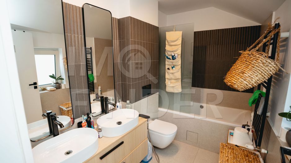 Casă superfinisată şi utilată, 4 camere, 120 mp, Europa - Poză 16