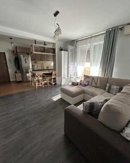 Apartament  cu 2 camere si pod amenajat Giroc - Poză 1