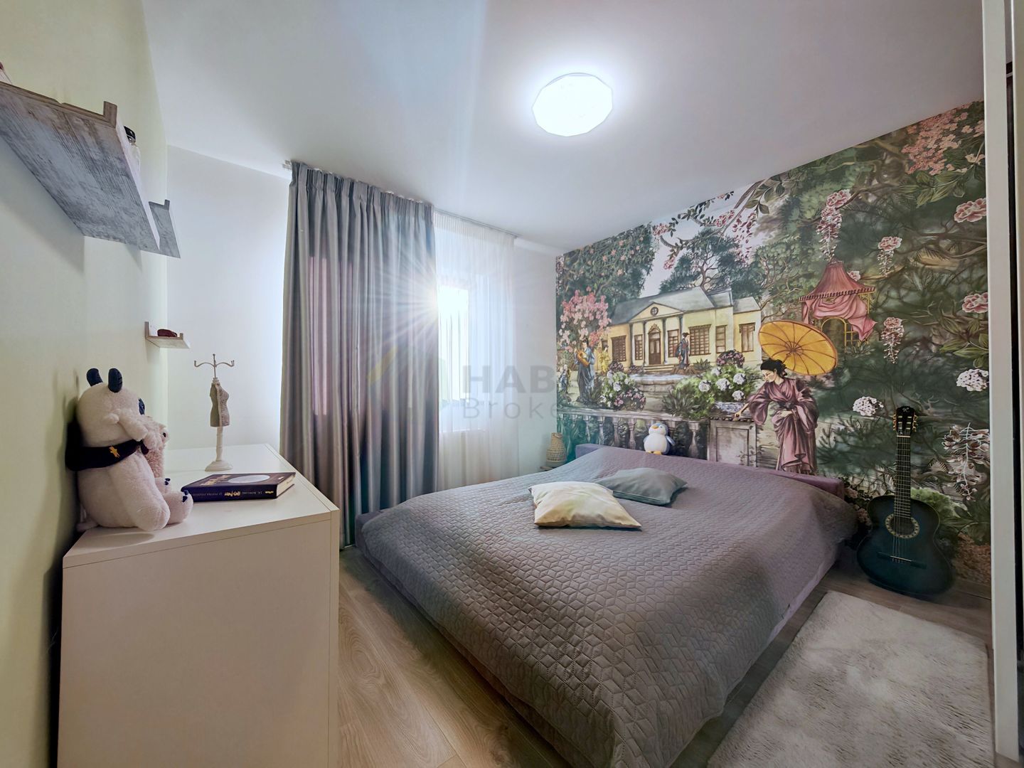 Prima inchiriere, vila cocheta, cu accente exotice - Poză 7