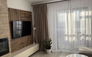!! #! Se vinde apartament cu 3 camere - Poză 1