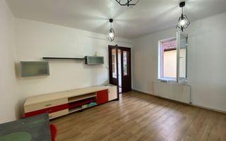 Casa PET FRIENDLY, 4 camere centrala, strada Stadionului - Poză 3