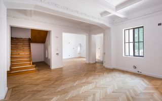 O BIJUTERIE ASCUNSA IN CENTRUL BUCURESTIULUI - Poză 1