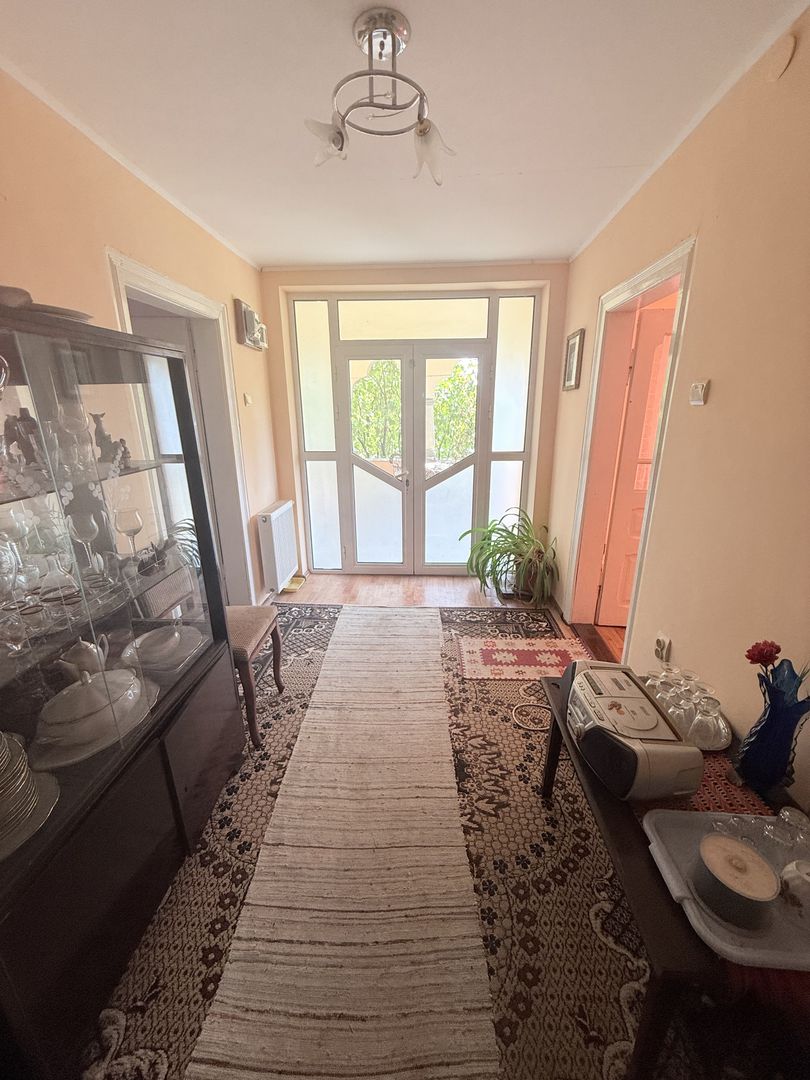 Casa interbelică cu arhitectură deosebită+Anexa și teren 1570 mp - Poză 38