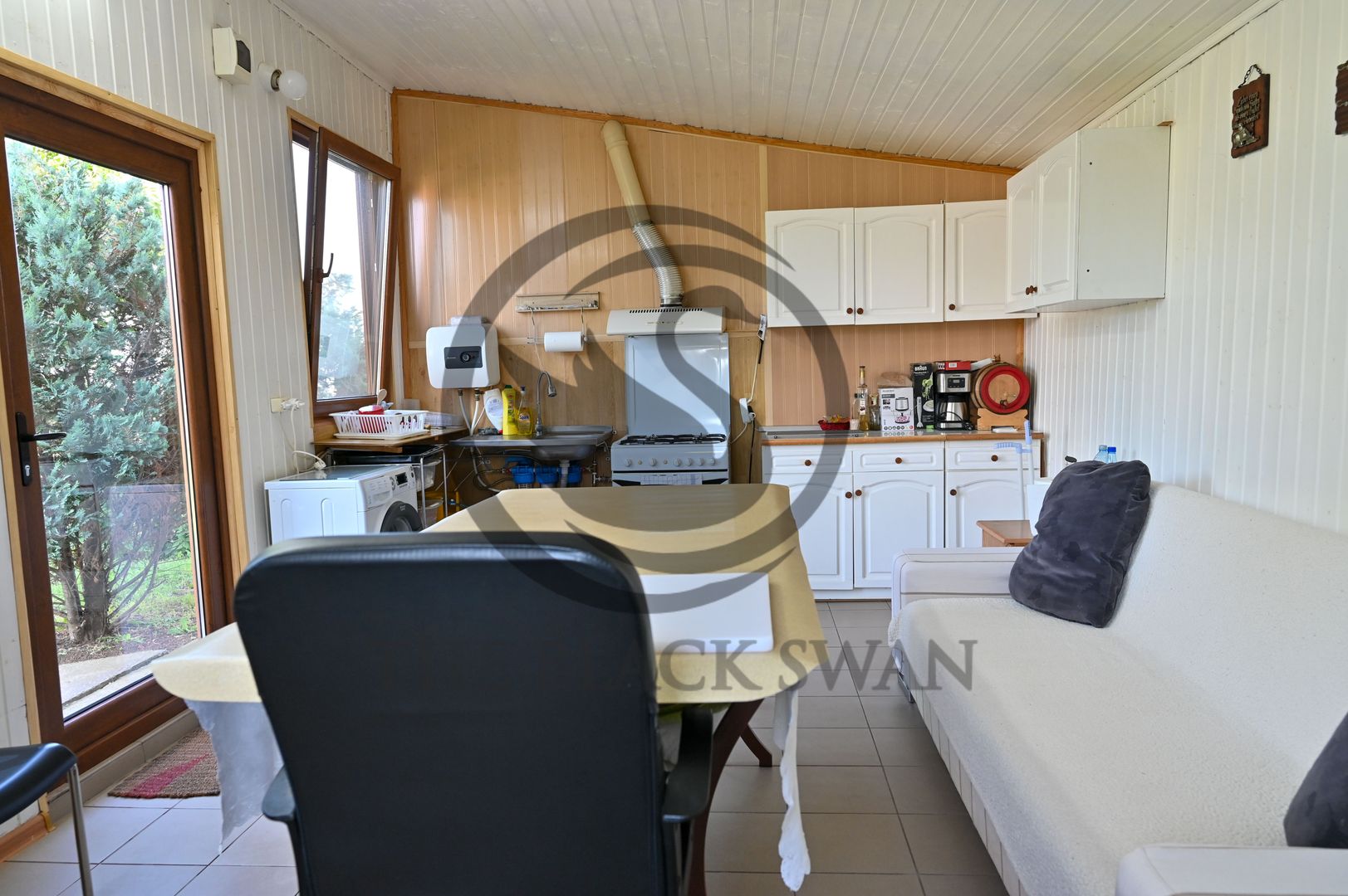 Casa cu piscina de vanzare | 3.300 mp teren | Urlati - Prahova - Poză 11