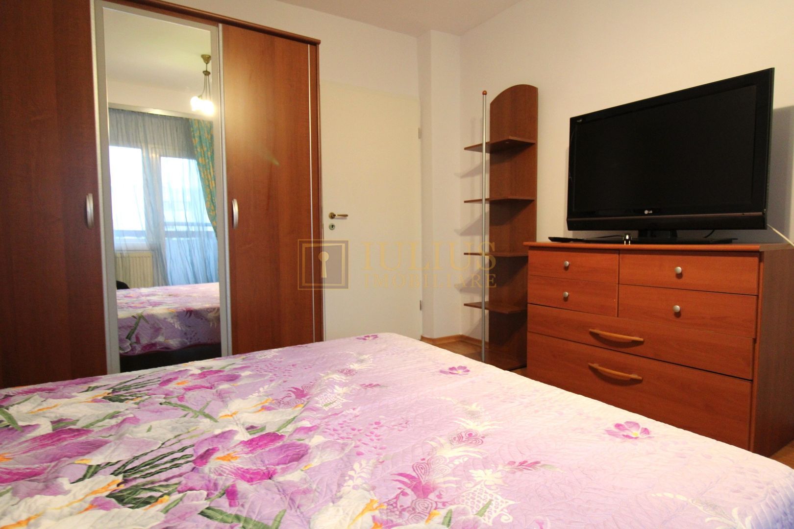 Aradului -3 camere, 2 bai, centrala proprie, ctr inclus. - Poză 12