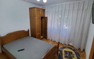 De vânzare apartament cu 2 camere, Zona Mihail Kogălniceanu - Poză 2