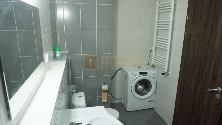 2 camere| Uranus Plaza| parcare in spatele blocului la discretie| balcon deschis - Poză 6