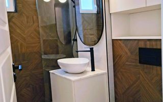 De vanzare apartament cu 2 camere, port, parter, 75.000 euro - Poză 1