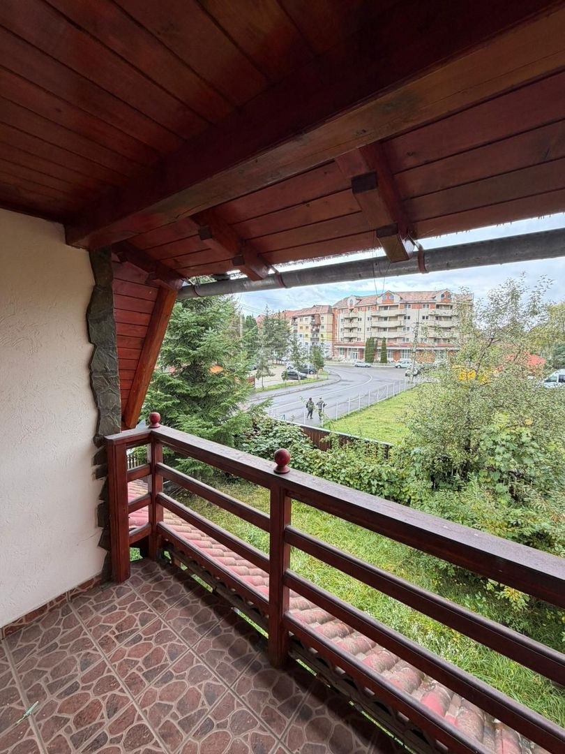 Casă complet renovată, pentru locuință sau pensiune turistică! - Poză 12