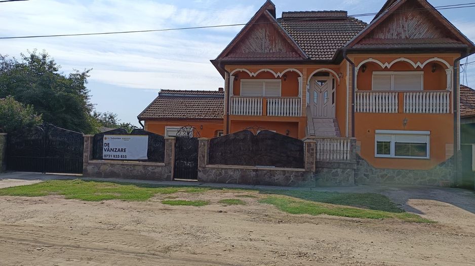 Vilă P+E de vânzare în Valea lui Mihai – 233 mp, teren 733 mp - Poză 2