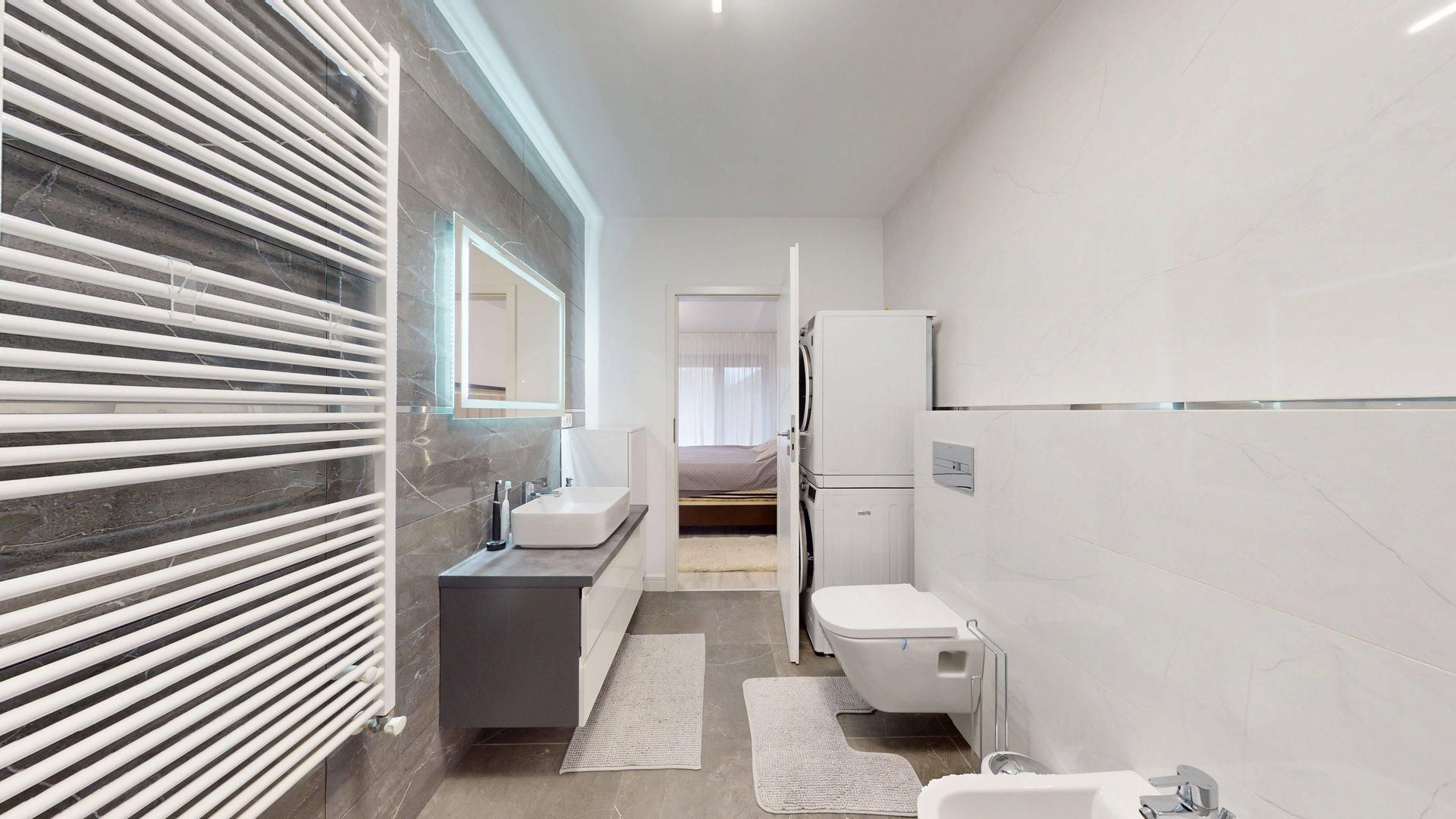 Apartament 3 camere, 77 mp + curte 32 mp, parter – Otopeni - Poză 18