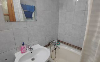 garsoniera mobilata integral - etaj 1 - Colegiul Tehnic Grigore Moisil - Poză 6